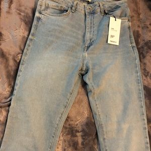 High waisted jeans (Forever 21 )
